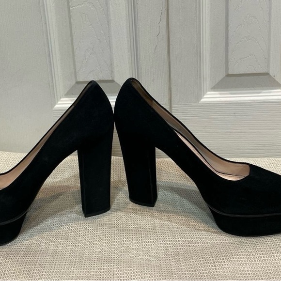Prada Black Suede Round Toe Platform Heeled Pumps - size 40 Euro, size 10 US. - Picture 3 of 7